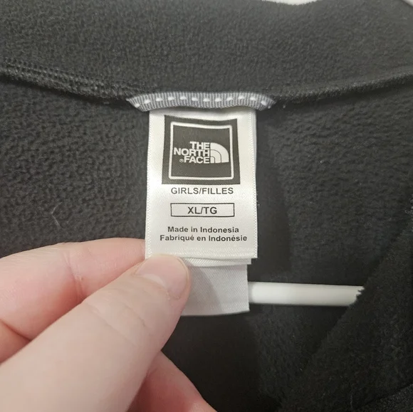 Girls The North Face Pullover Quarter Zip Jacket! - Picture 2 of 5